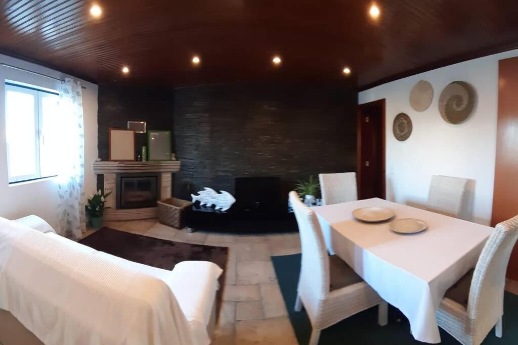 Willa A Casa Da Foz Moradia Com Vista Mar Sesimbra Zewnętrze zdjęcie